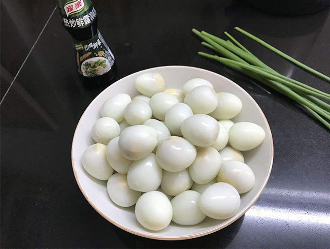 鹌鹑蛋